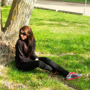 Meet your Posher, Momna